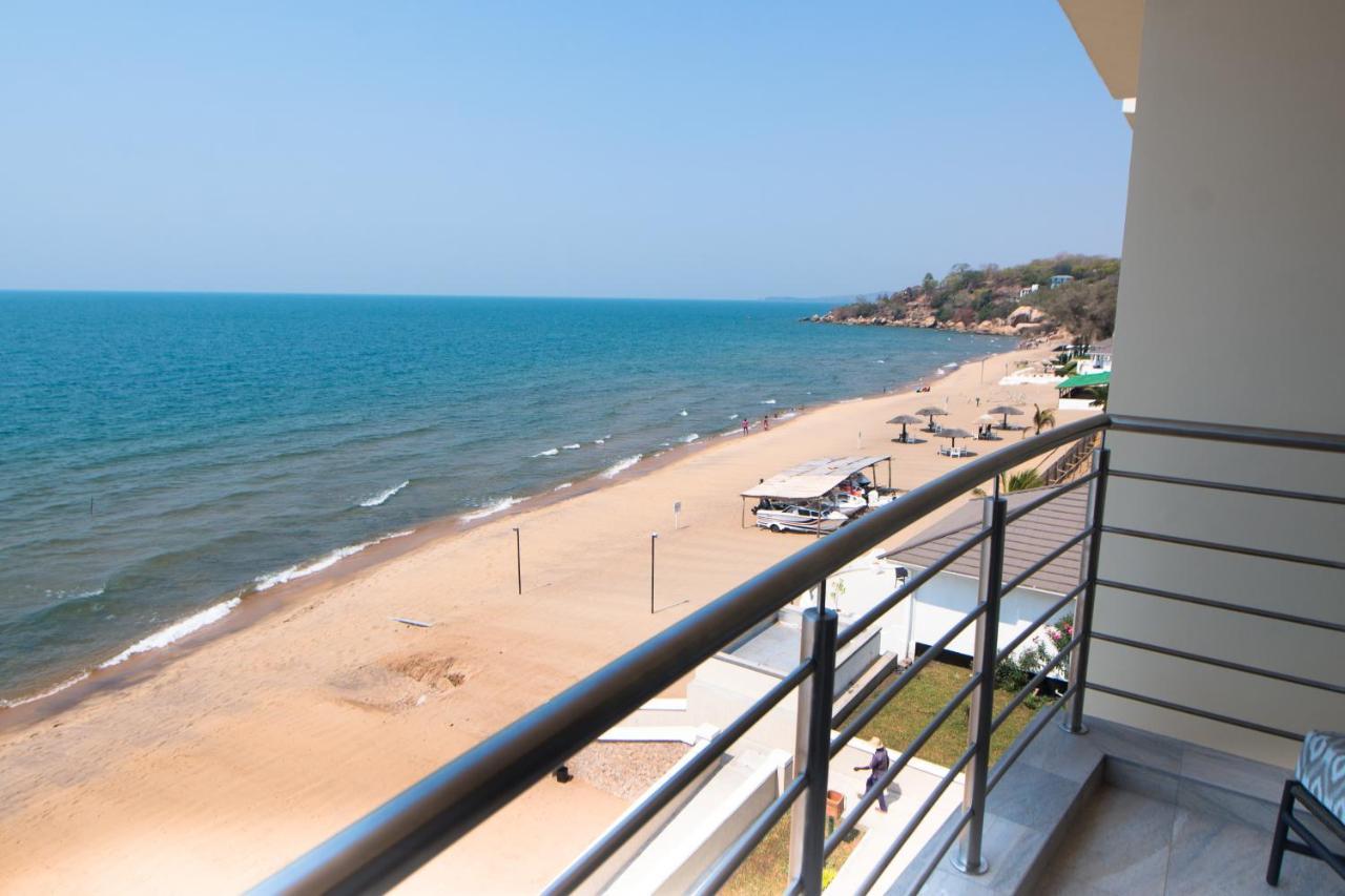 فندق Sunbird Waterfront Salima المظهر الخارجي الصورة